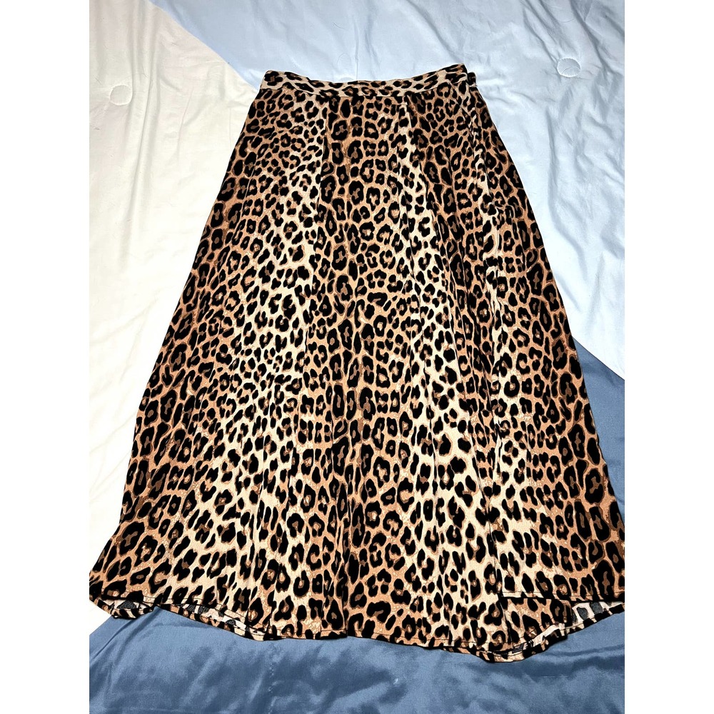 H&M cheetah print maxi flare skirt size 4